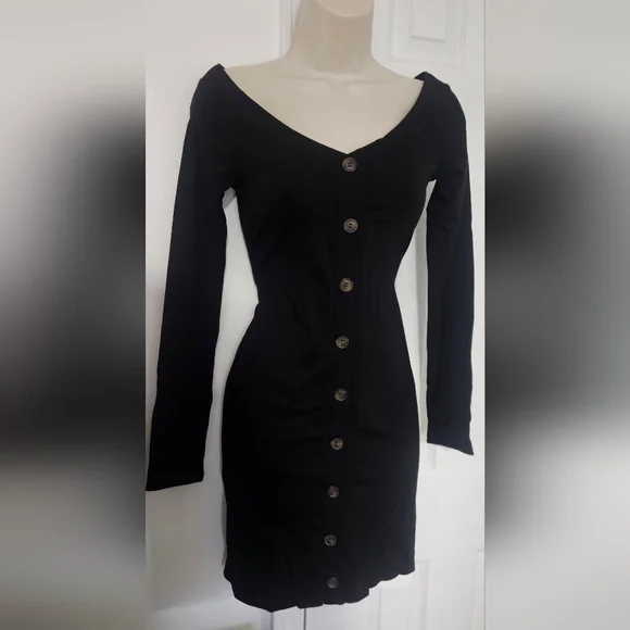 Forever 21 Black Long Sleeve Button Dress - Picture 2 of 5